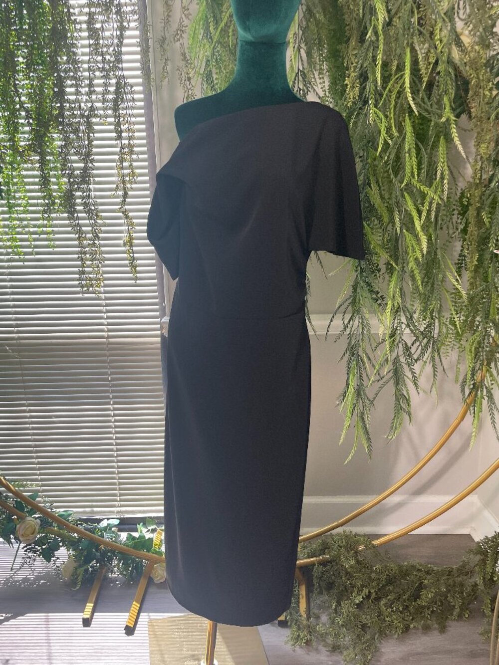 Line & Dot | Alexis Midi Dress